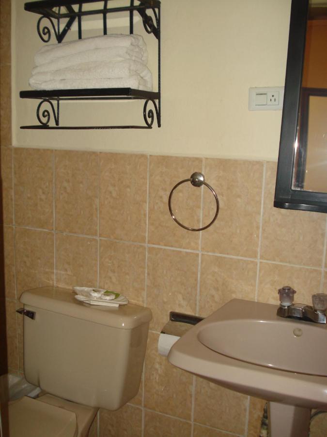 Hotel Brisas De Copan Bagian luar foto