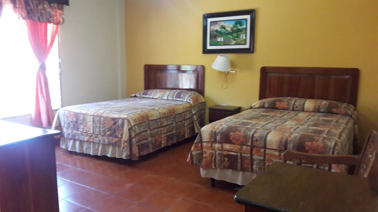 Hotel Brisas De Copan Bagian luar foto